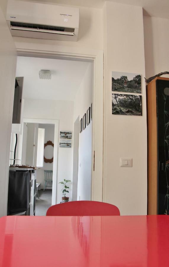 קליארי Appartamento Con Terrazza Panoramica In Marina. מראה חיצוני תמונה