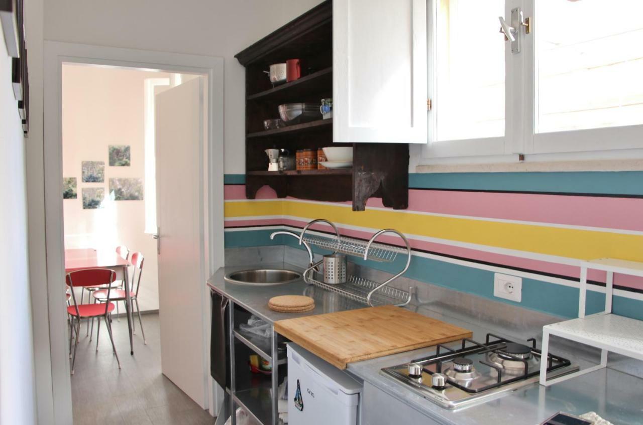 קליארי Appartamento Con Terrazza Panoramica In Marina. מראה חיצוני תמונה